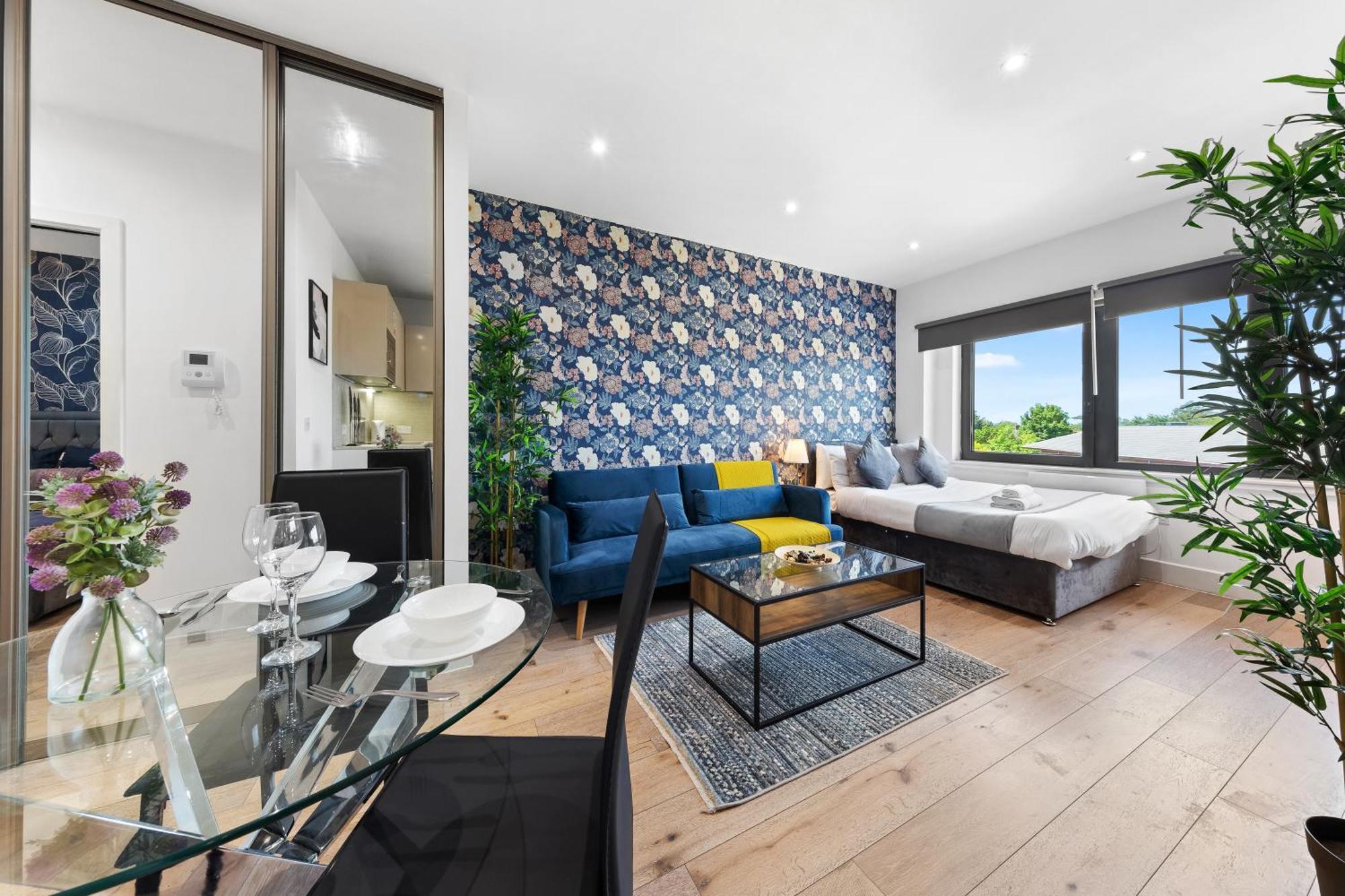 Modern One Bedroom Flat - Sleeps 5 -Near Heathrow - London Ub3 Eksteriør billede