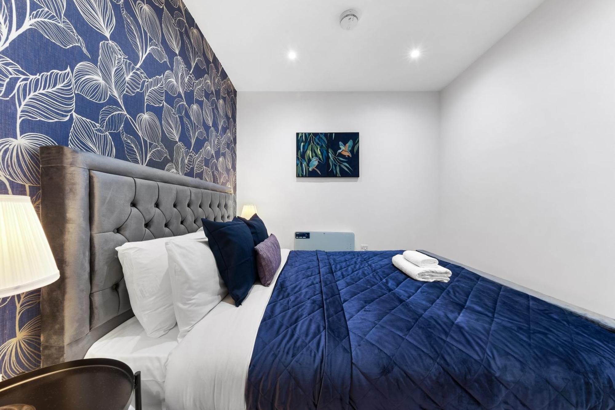 Modern One Bedroom Flat - Sleeps 5 -Near Heathrow - London Ub3 Eksteriør billede