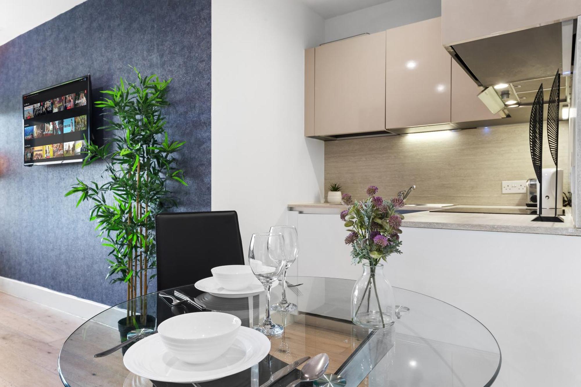 Modern One Bedroom Flat - Sleeps 5 -Near Heathrow - London Ub3 Eksteriør billede